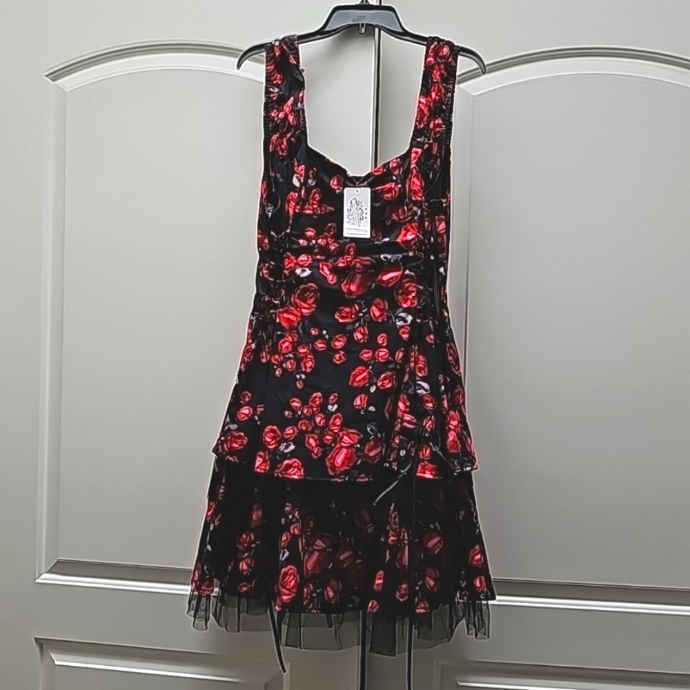 Red/Black Hearts & Roses Briar Rose Retro Dress Size 14 NEW!